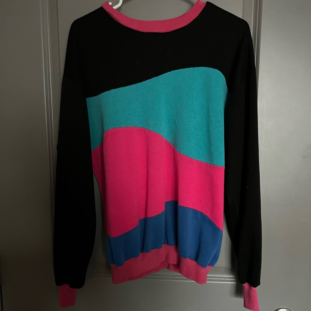 Vintage 80s pullover - classic colors blue, black and pink